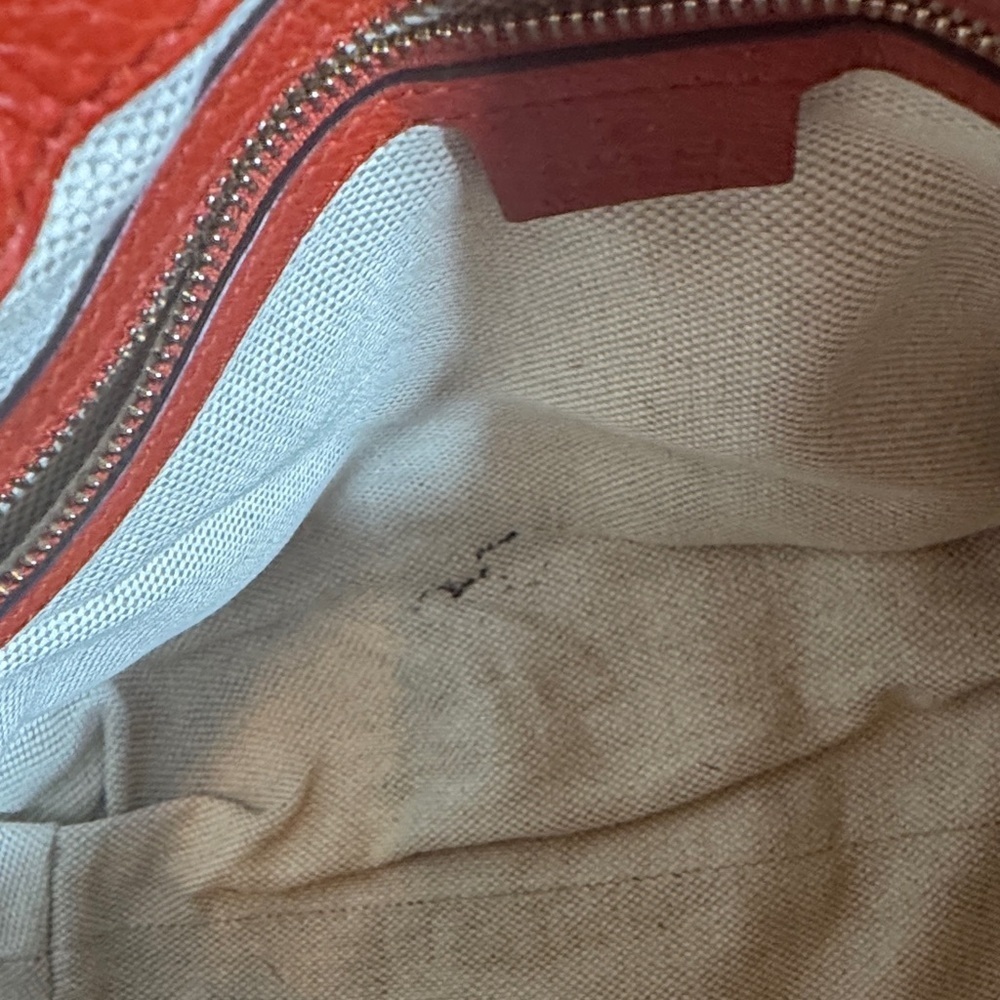 SALE
AUTHENTIC Gucci SoHo Leather Handbag - Picture 14 of 14